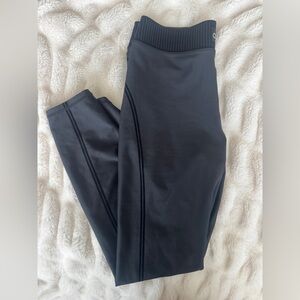 ALO Yoga Black Leggings